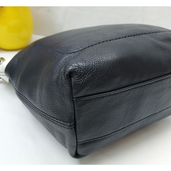 Fossil Colorblock Black White Pebbled Leather Zipper Closure Crossbody Bag - Picture 7 of 16